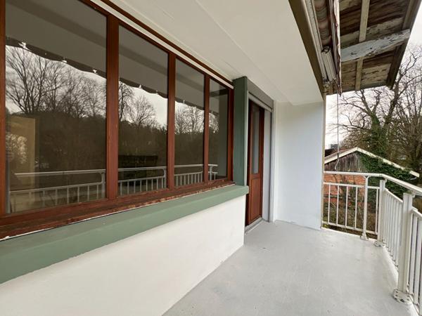 BAR LE DUC : appartement lumineux 6 pièces, 4 chambres, avec garage et jardin