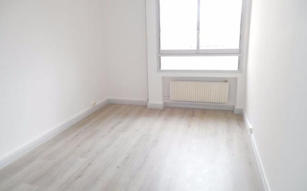 Appartement à vendre    3 pièces • 72 m2 Livry-Gargan