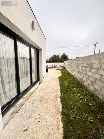 Maison à vendre à Yffiniac dans les Côtes-d'Armor (22120), ref : 22007-675