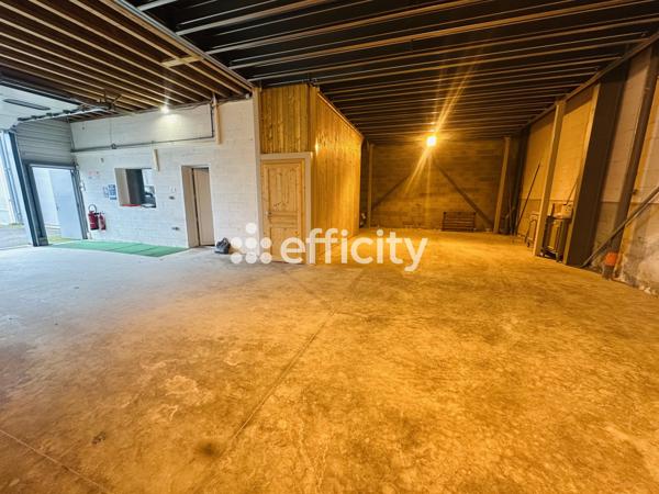 Local Commercial 6 pièces - 321 m²