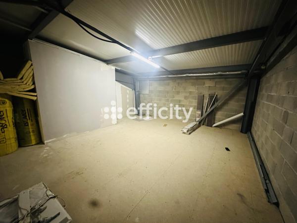 Local Commercial 6 pièces - 321 m²