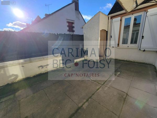 Maison à vendre à Cloyes-les-Trois-Rivières dans l'Eure-et-Loir (28220), ref : RCA/847   
Centre ville