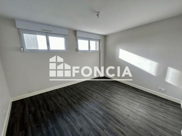 Location Appartement 4 pièces 63.62 m² - 148 AVENUE BOLLEE Le Mans 72000