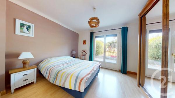 Maison à vendre  5 pièces - 115 m 2   ST HERBLAIN  - 44