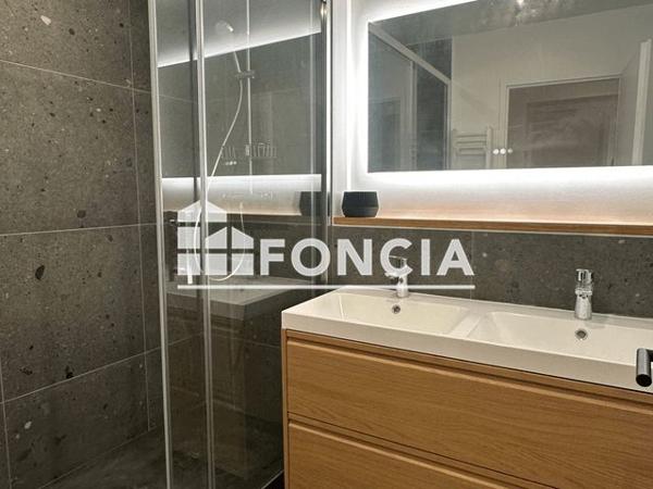 À vendre Appartement 3 pièces 57 m² - Bordeaux 33000