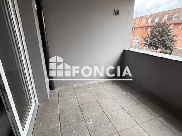 Location Appartement 3 pièces 60.73 m² - 11 RUE FRANCOIS HERITIER Biilere 64140