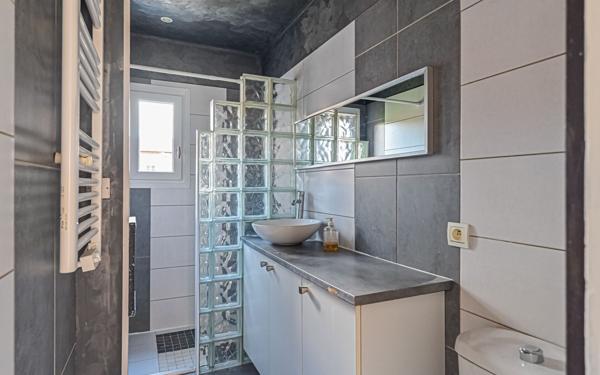 Appartement à louer    2 pièces • 35,20 m2 Clichy