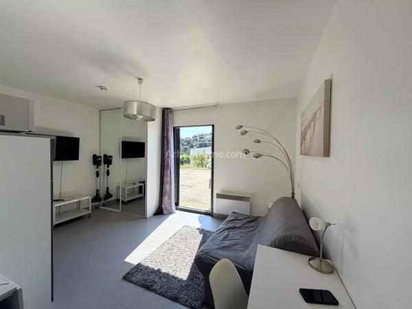 Vente                                                      Appartement
                        
                     1 pièces                      22 m2                     à Corte