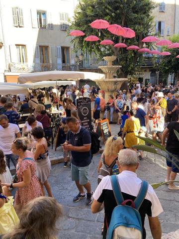 GRASSE (06)bar licence 4, snack petite restauration glace sur place et emporter, terrasse