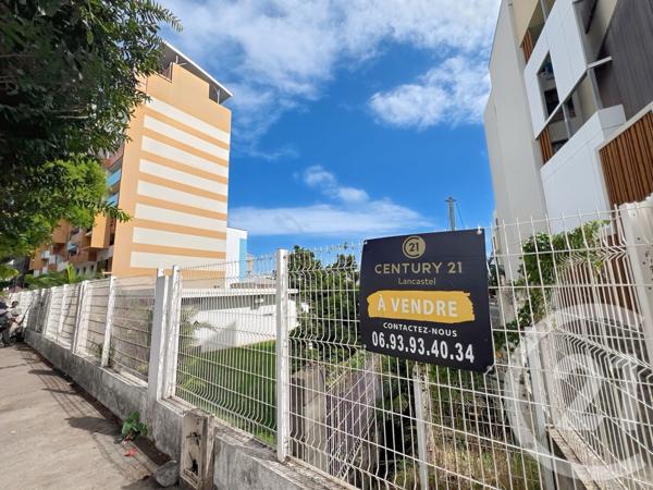 Maison à vendre  5 pièces - 102,70 m2 ST DENIS - 974