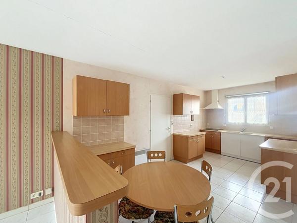 Maison à vendre  4 pièces - 107,73 m 2   LUCON  - 85