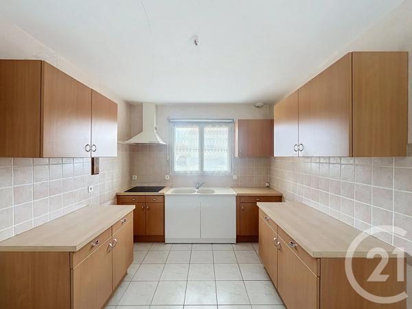Maison à vendre  4 pièces - 107,73 m 2   LUCON  - 85