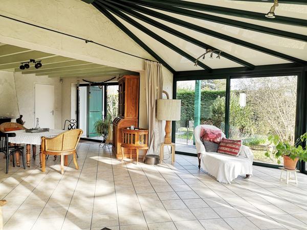 Jolie maison familiale dans son écrin de verdure
