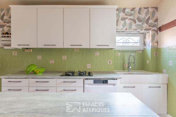 Bâtisse XIXème bord Canal