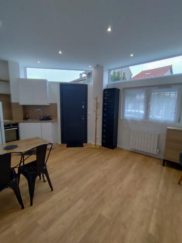 T2- meublé - Montreuil