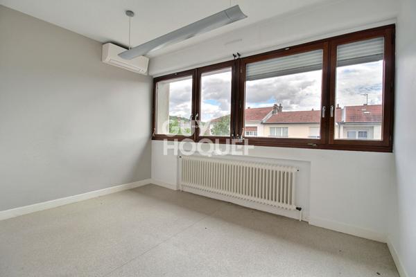 Maison spacieuse de 146 m² à ESSEY-LES-NANCY - PARC MARINGER