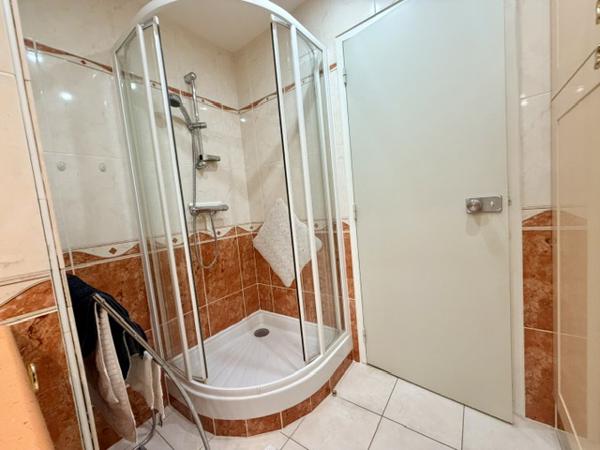 LA GENETTE – APPARTEMENT TYPE 3 – TERRASSE ET STATIONNEMENT