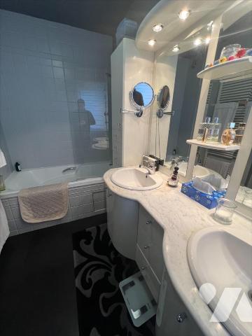 APPARTEMENT 5 PIECES 128m²