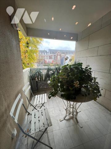 APPARTEMENT 5 PIECES 128m²