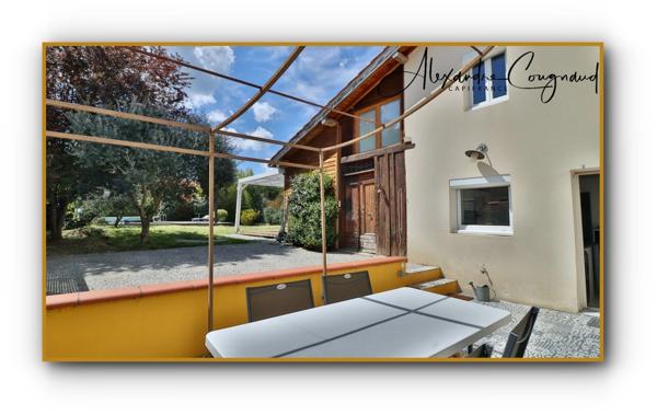 A vendre Sémalens (81) - Maison en pierre P5 rénovée d'environ 134 m² avec jardin