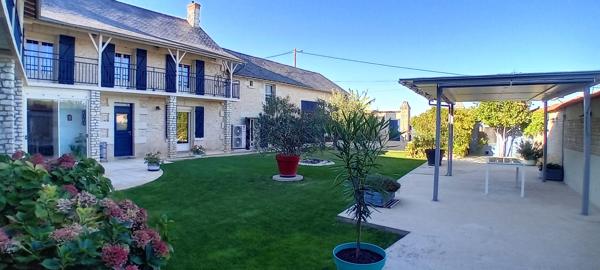 À vendre - Maison de maître, 8 pièces situé à Ceaux-en-Loudun (86200)
