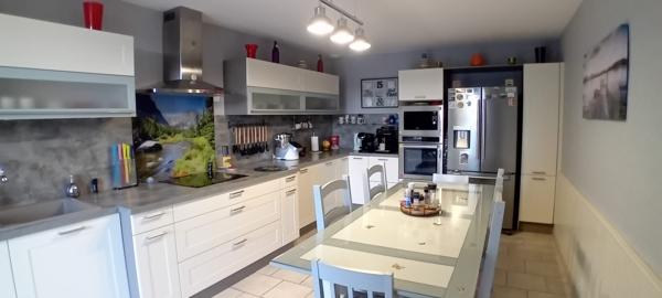 À vendre - Maison de maître, 8 pièces situé à Ceaux-en-Loudun (86200)