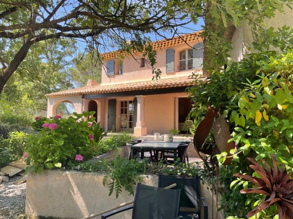 Proprieté  à 20 mns d'Aix en Provence 380m2 habitables