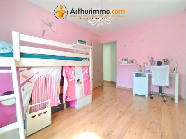 Vente                                                      Maison
                        
                     5 pièces                      120 m2                     à Foix