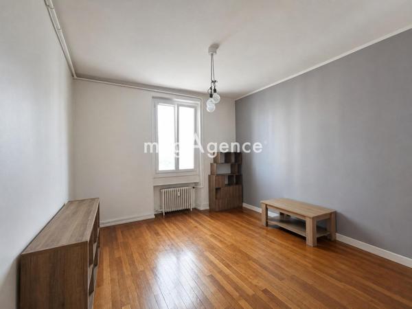 Appartement à CHAMBERY, 73000 - 4 pièces 102m²