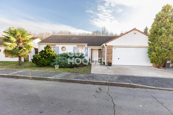 CHARMANTE MAISON DE PLAIN-PIED DE 6 PIECES (108 m²) À SAINT-GERMAIN-LES-CORBEIL