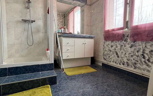 Maison à vendre    4 pièces •  Niort