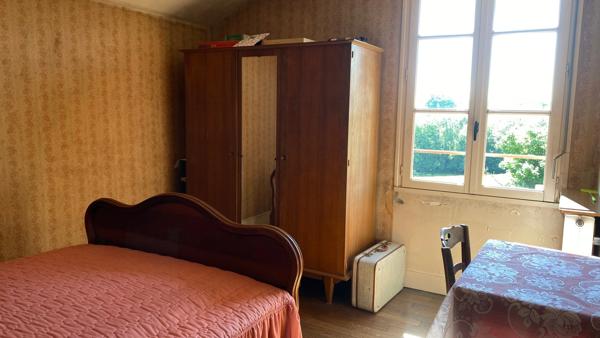 Maison de campagne à fort potentiel –  5 chambres - dépendances- VASSY-SOUS-PISY(89)