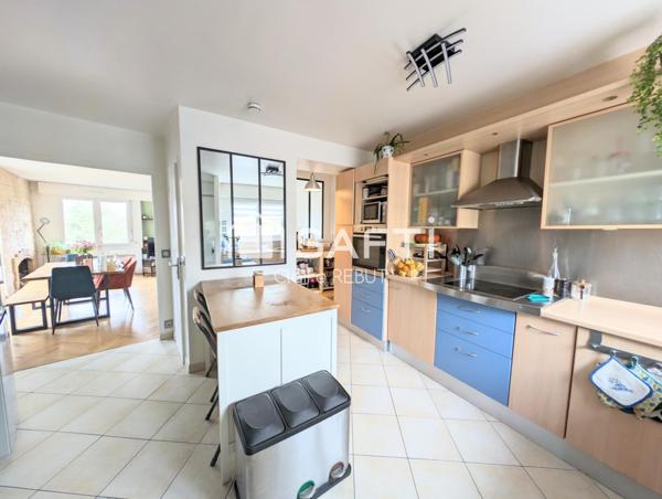 Vaujours Duplex de 111m² avec terrasse de 20m²