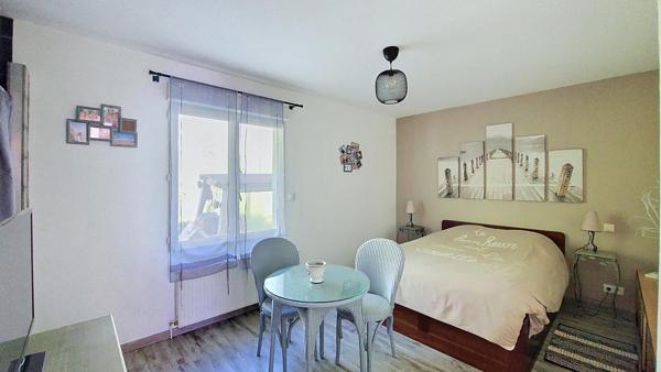 Maison à EQUEMAUVILLE, 14600 - 7 pièces 95m²