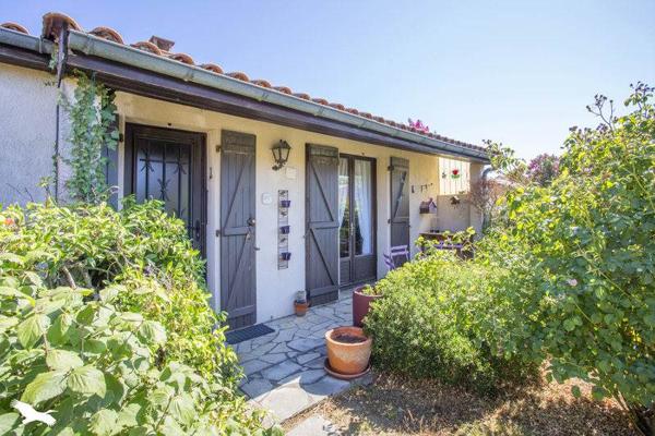 Maison 324 632 € Fouras 5 p 92 m² DPE D