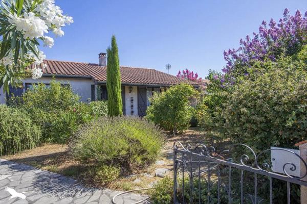 Maison 324 632 € Fouras 5 p 92 m² DPE D