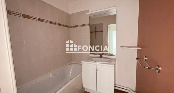Location Appartement 2 pièces 42.56 m² - 18 RUE DU MAIL Rouen 76100