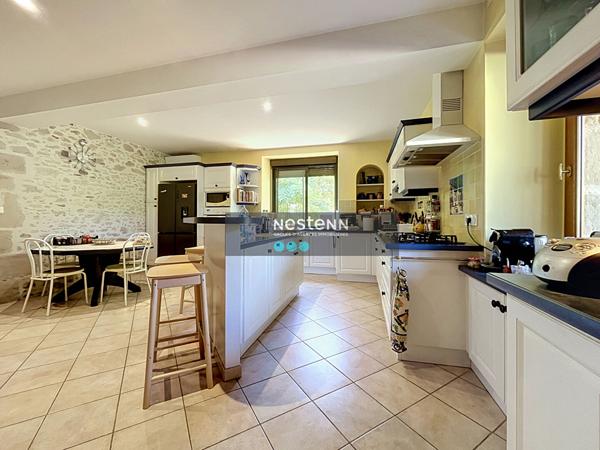 Maison 4 pièces, 263 m2 sur la commune du Lédat