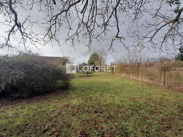 Achat terrain La Grande-Paroisse - 1475 m² - 100 000 €