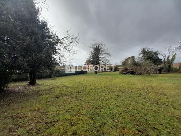 Achat terrain La Grande-Paroisse - 1475 m² - 100 000 €