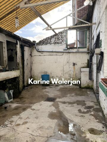 Courrières (62710) MAISON AVEC 3 GARAGES JARDIN ET COMBLES AMENAGEABLES FORT POTENTIEL