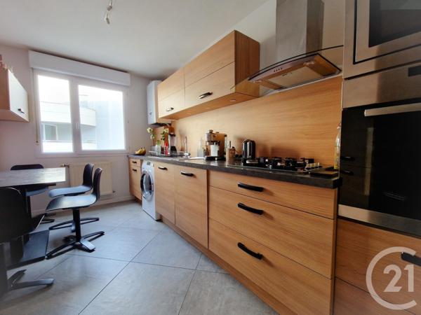 Appartement F4 à vendre  4 pièces - 82,61 m2 GRENOBLE - 38