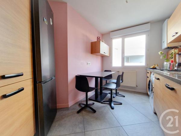 Appartement F4 à vendre  4 pièces - 82,61 m2 GRENOBLE - 38