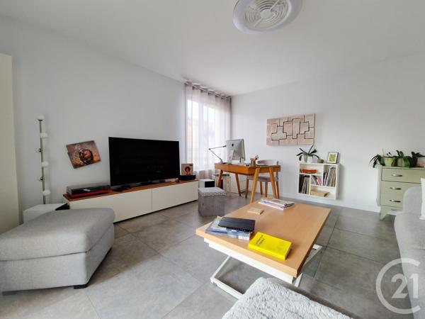 Appartement F4 à vendre  4 pièces - 82,61 m2 GRENOBLE - 38