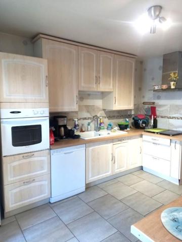 Villa Gonfaron 4 pièces, garage, piscine, jardin 564 m2