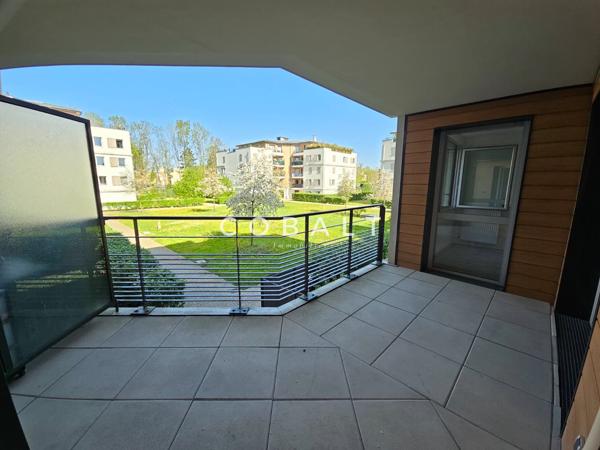 Superbe T3 récent avec grand balcon avec vue sur jardin