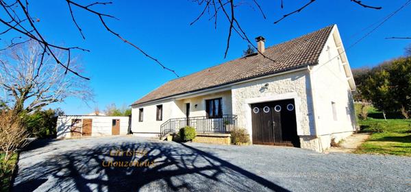 24120 Terrasson : Maison  de plain pieds  sur 4385m² de terrain