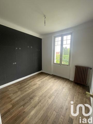 Maison 6 pièces de 138 m² à Saint-Pierre-lès-Nemours (77140)