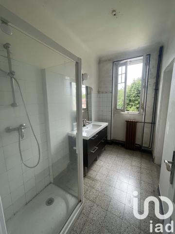 Maison 6 pièces de 138 m² à Saint-Pierre-lès-Nemours (77140)