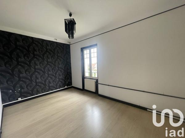 Maison 6 pièces de 138 m² à Saint-Pierre-lès-Nemours (77140)